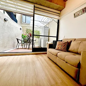 great-price-loft-at-laureles.colombiamedellinhotels.com/